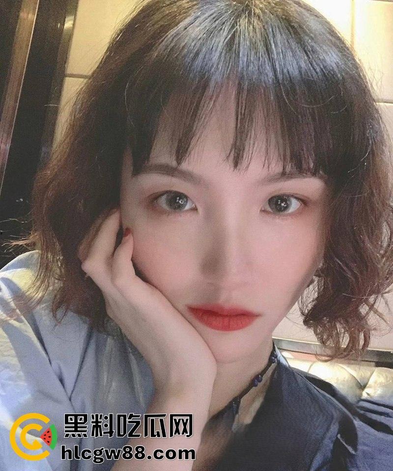 郑州师范大学经济管理学院【郭莲】勾引男生成校园精盆，骚逼天天被操的都快烂了！-6