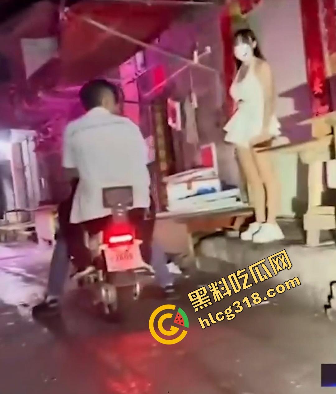 代驾小哥走错路，误入广州快餐洞洞乐街，5分钟看到20个站街妹，还有人主动贴窗舔门把，狼友们你们懂？-2